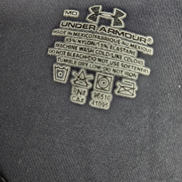 Under Armour Fitted All Season Gear Cropped Leggings Womens Medium Black Nylon - Picture 4 of 10